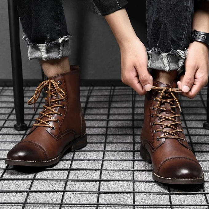 Men's Lace-Up Ankle Boots | Black Leather