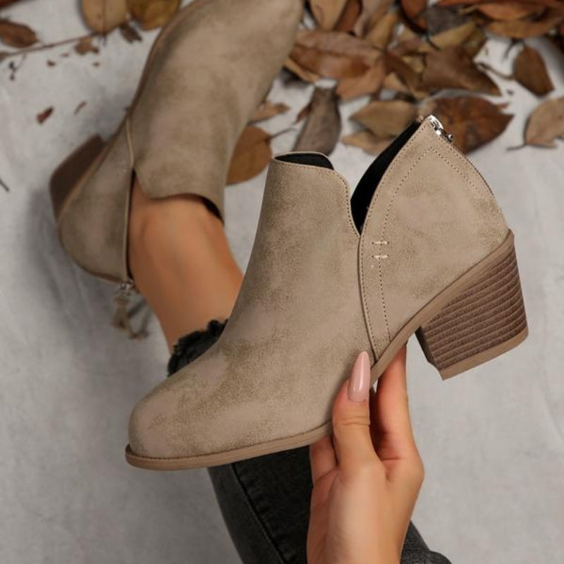 Bottines pour femme à talon carré et découpes