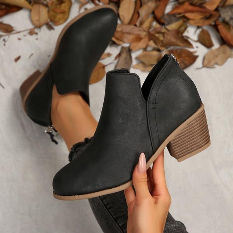 Bottines pour femme à talon carré et découpes