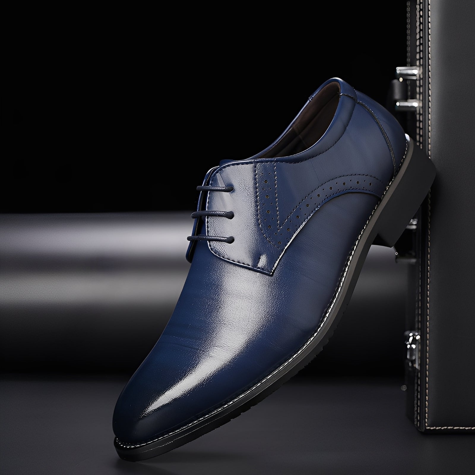 Men’s Lace-Up Derby Dress Shoes