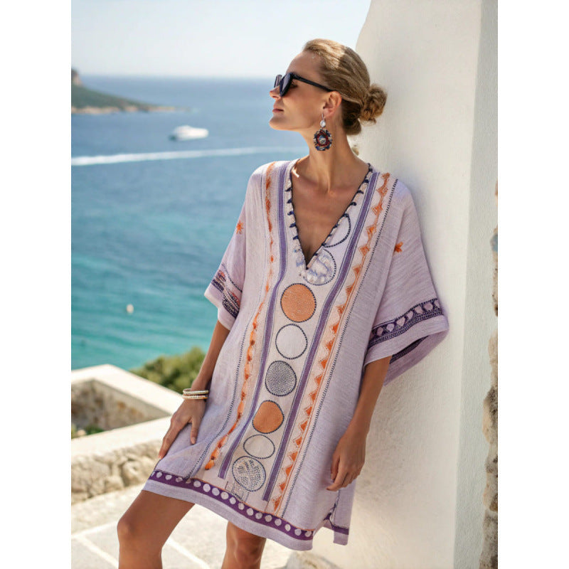 Embroidered Kaftan Dress with V-Neck and Wide Sleeves