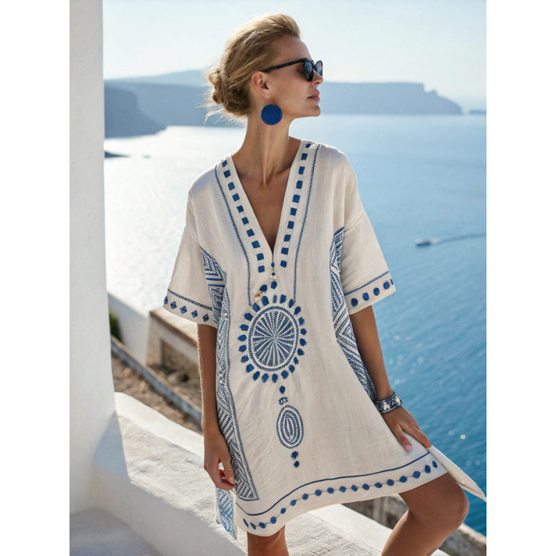 Embroidered Kaftan Dress with V-Neck and Wide Sleeves