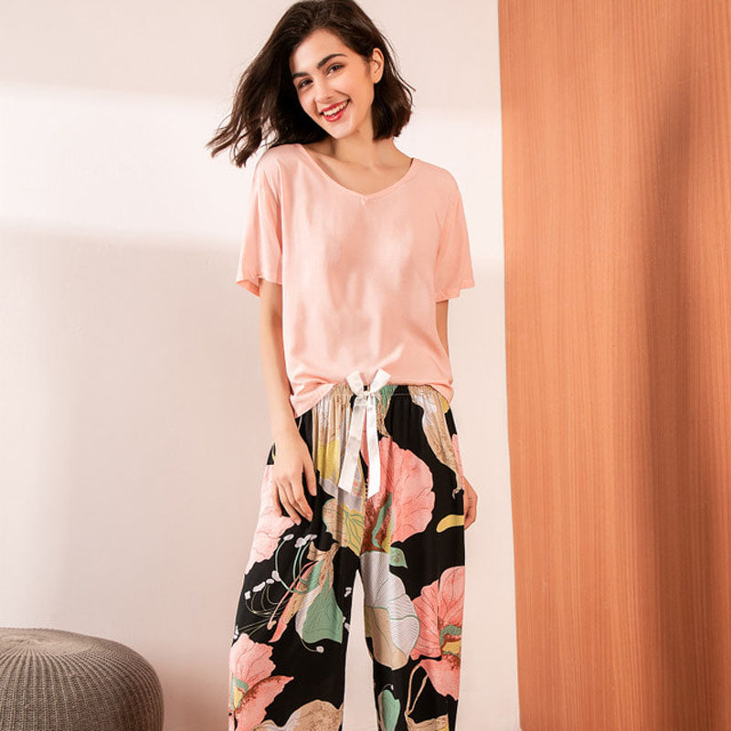 Women's Floral Print Pyjama Set | Soft V-Neck Sleepwear