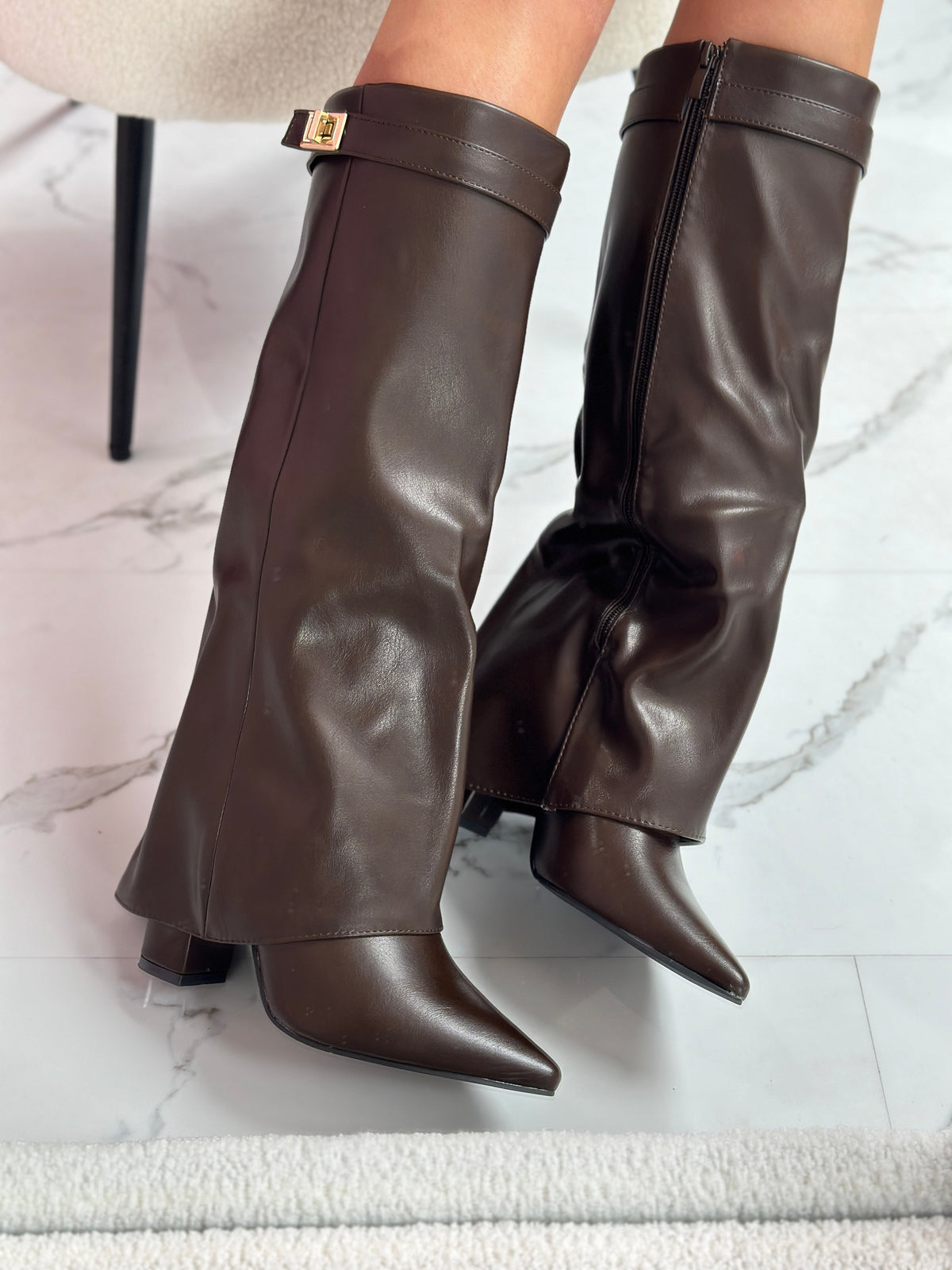 Bottes pour femme à talon bloc, montantes jusqu’au genou et à bout pointu