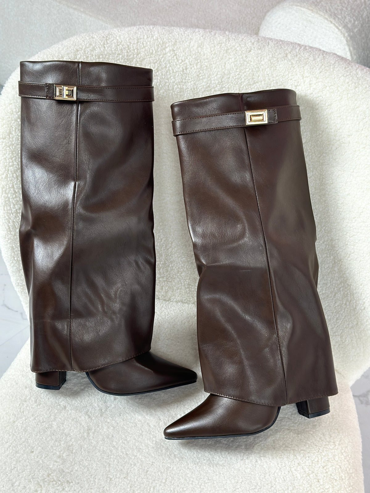 Women’s Knee-High Pointed Toe Block Heel Boots