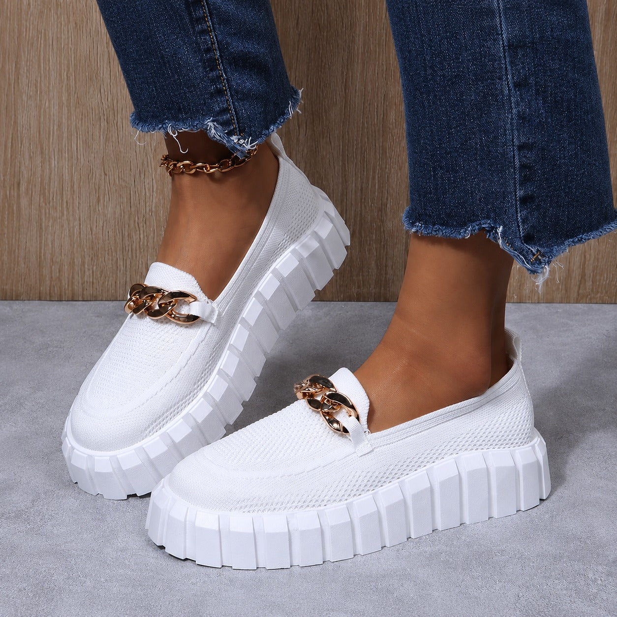 Damskie masywne sneakersy na platformie ze sznurowaniem