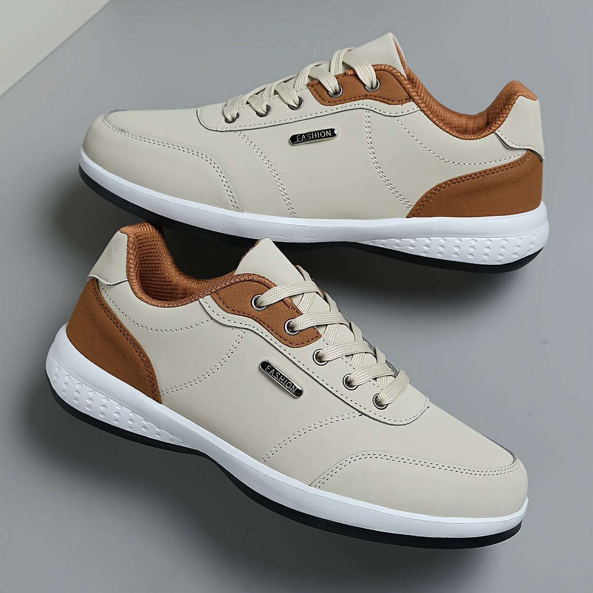 Men's Lace-Up Trainers with Contrast Detailing