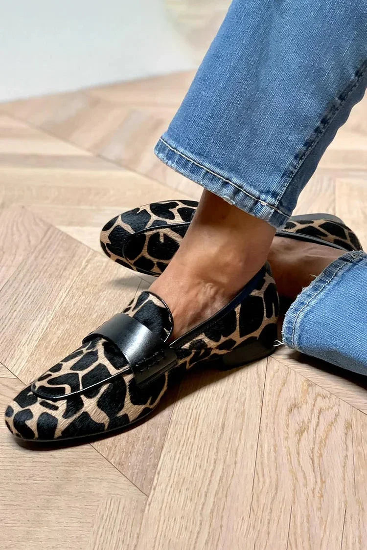 Damskie mokasyny w panterkę | Płaskie wsuwane buty