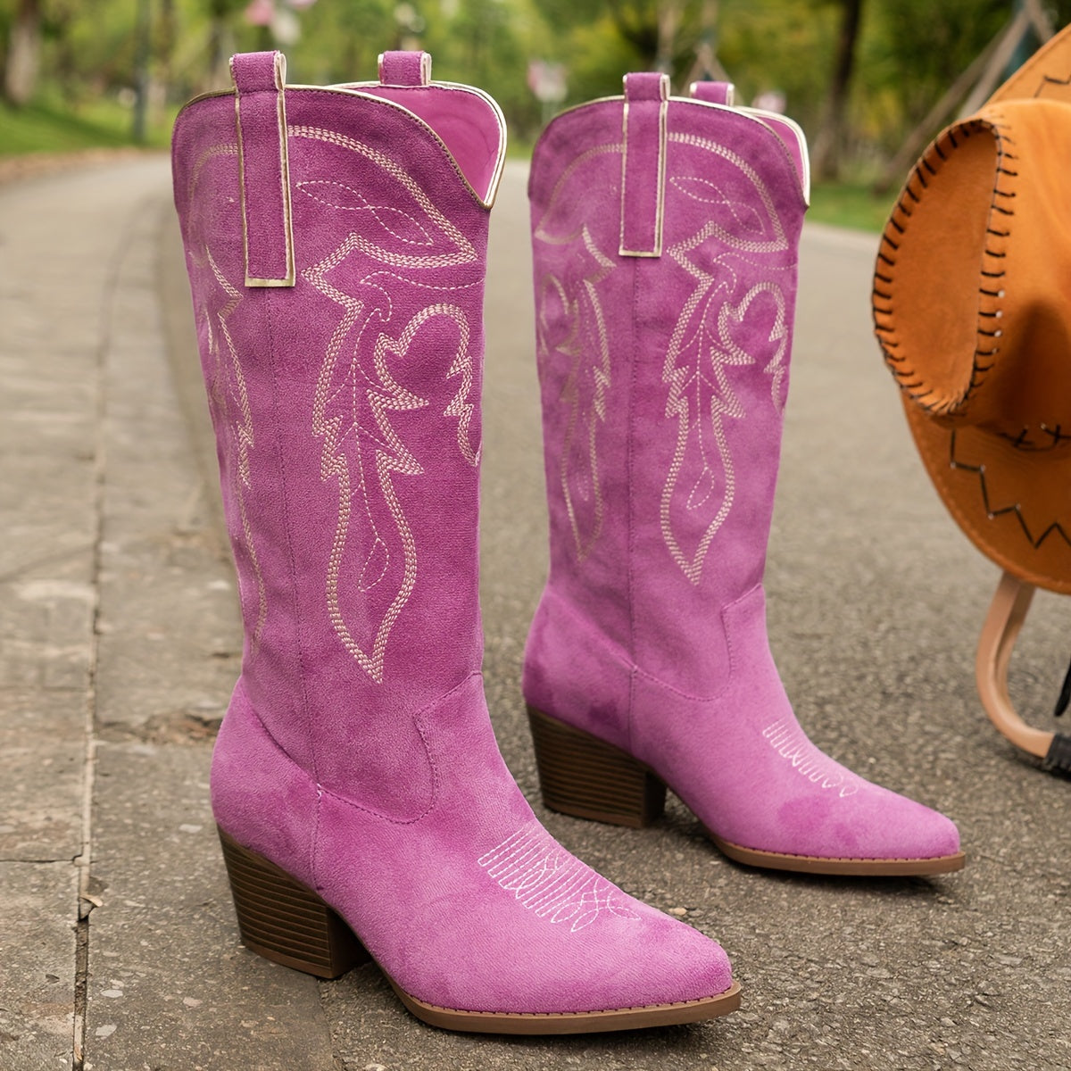 Bottes de cowboy western pour femmes avec détails brodés