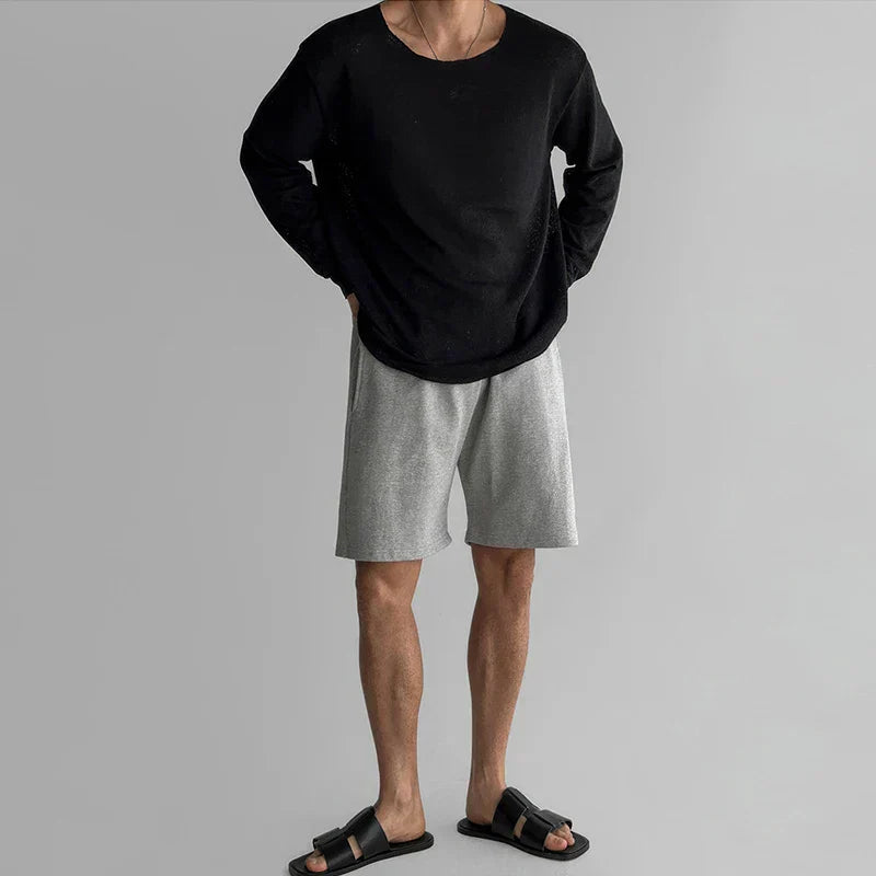 Lightweight Knit Pullover with Relaxed Fit and Round Neck