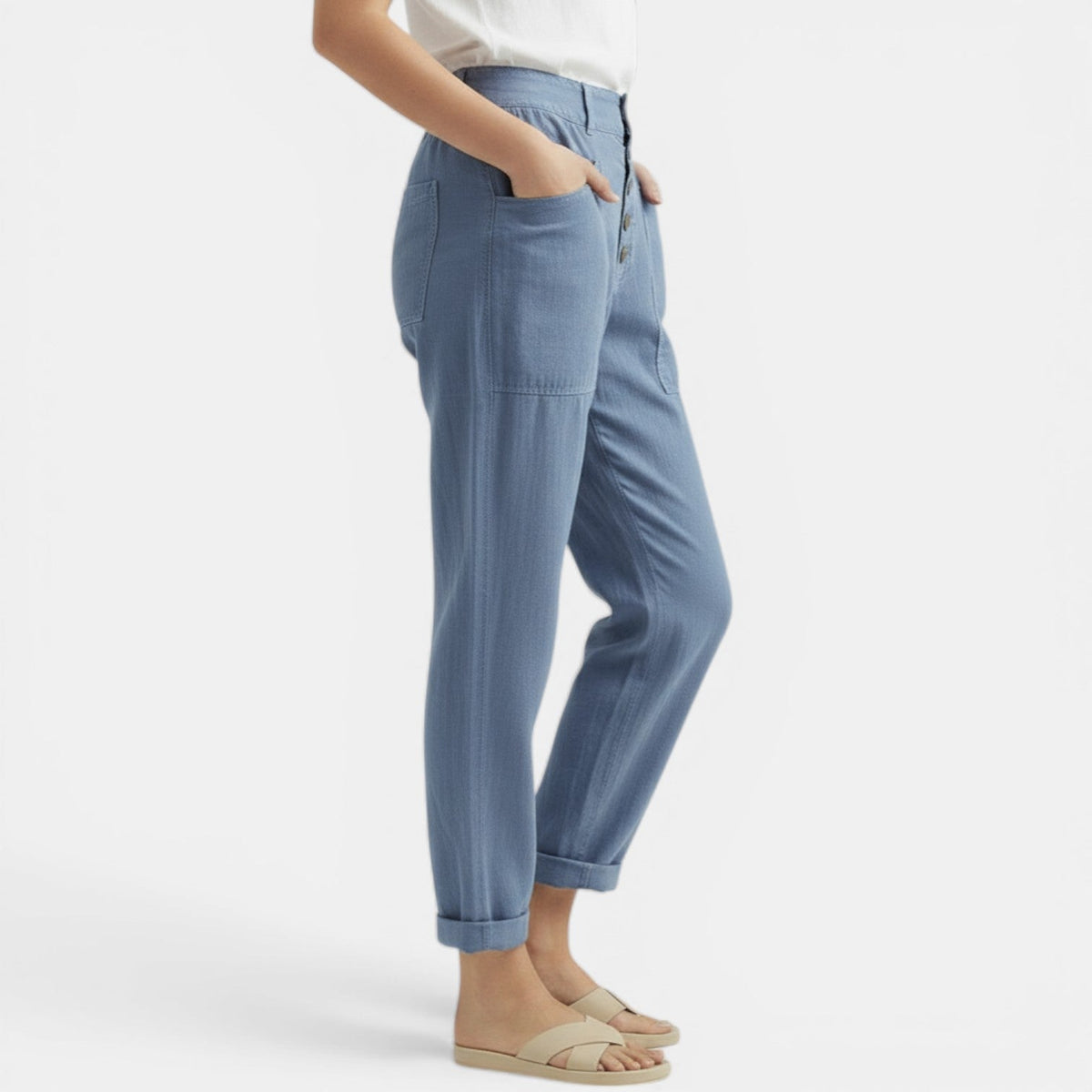 Women’s High-Waisted Relaxed Trousers with Patch Pockets