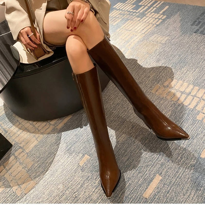 Women’s Knee-High Pointed Toe Block Heel Boots
