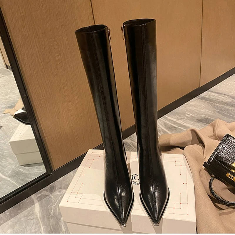 Women’s Knee-High Pointed Toe Block Heel Boots