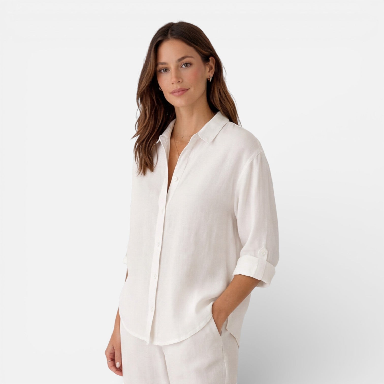 Linen Button-Up Shirt with Relaxed Fit and Roll-Up Sleeves