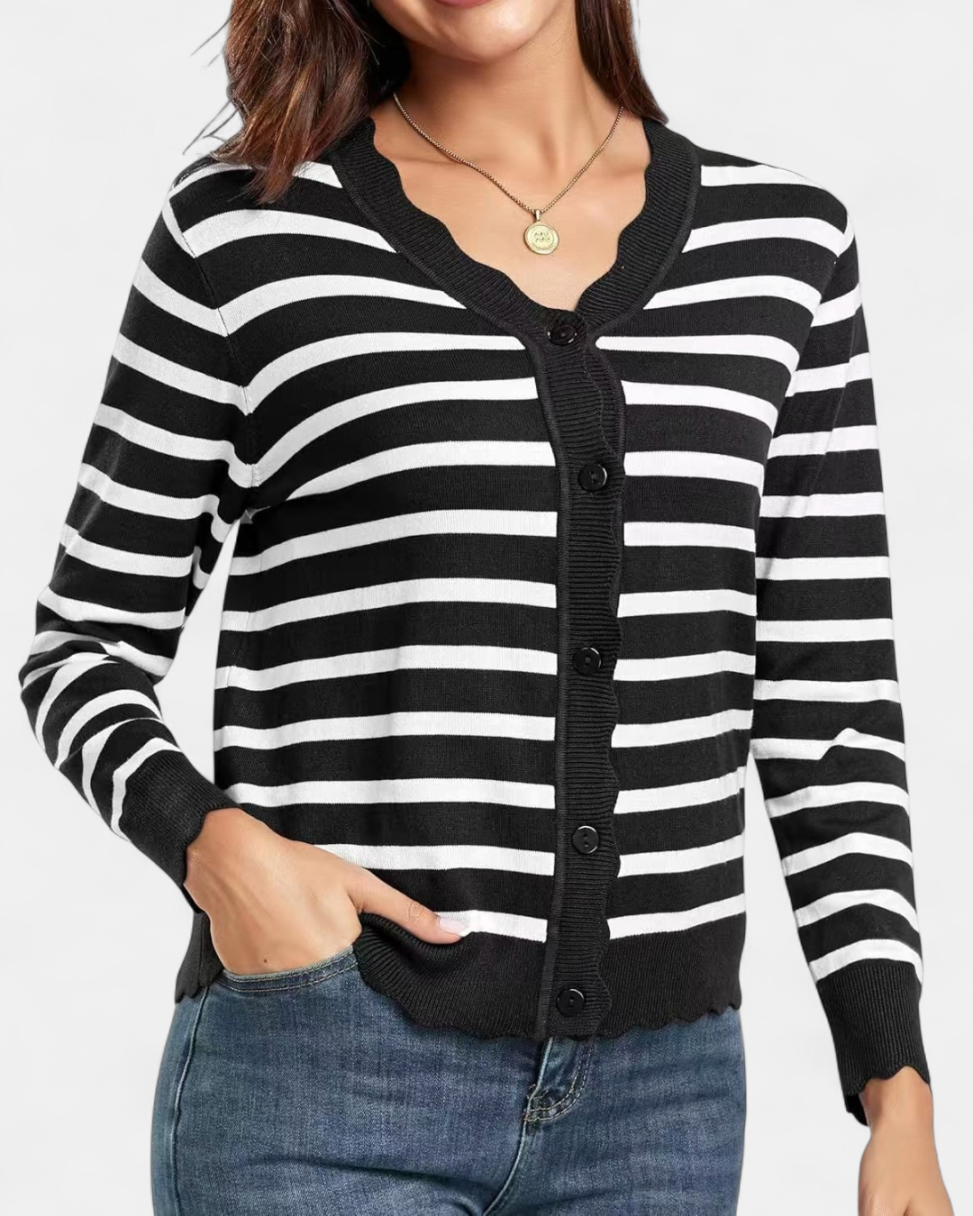Women's Scallop Edge Button-Up Cardigan