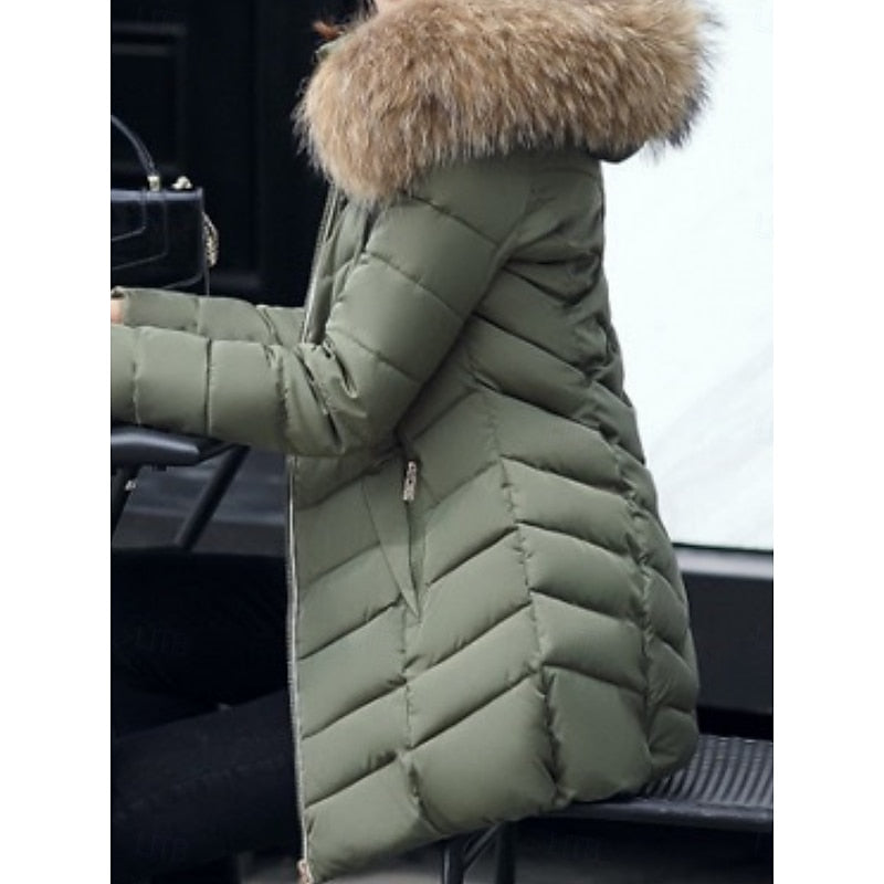 Parka matelassée pour femme avec capuche en fausse fourrure