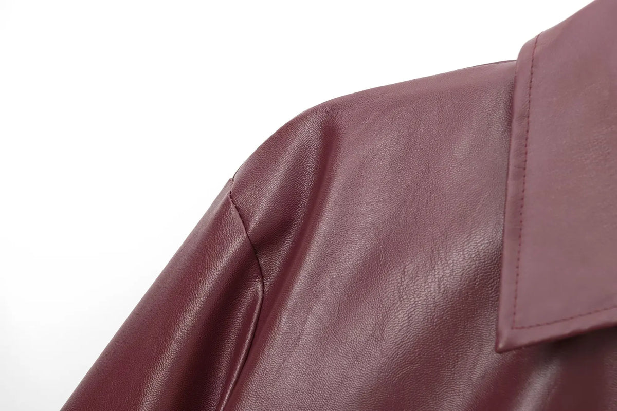 Veste courte zippée pour femme à effet cuir