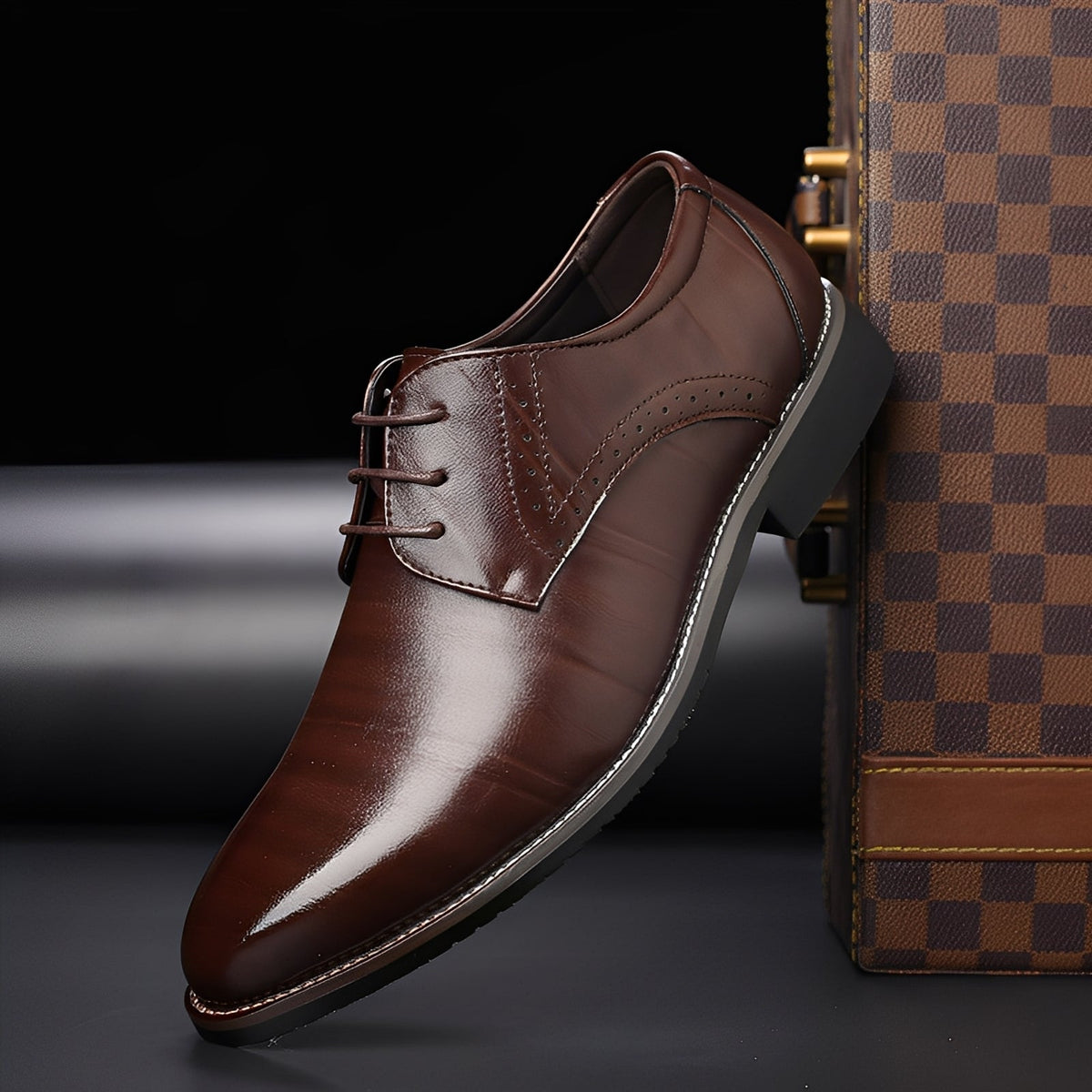 Men’s Lace-Up Derby Dress Shoes