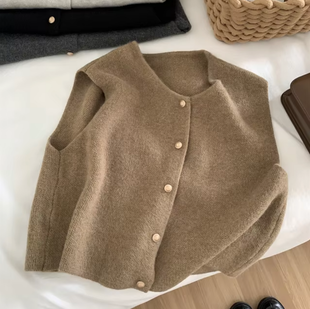 Women's Cable Knit Sweater Vest | Sleeveless Layering Top