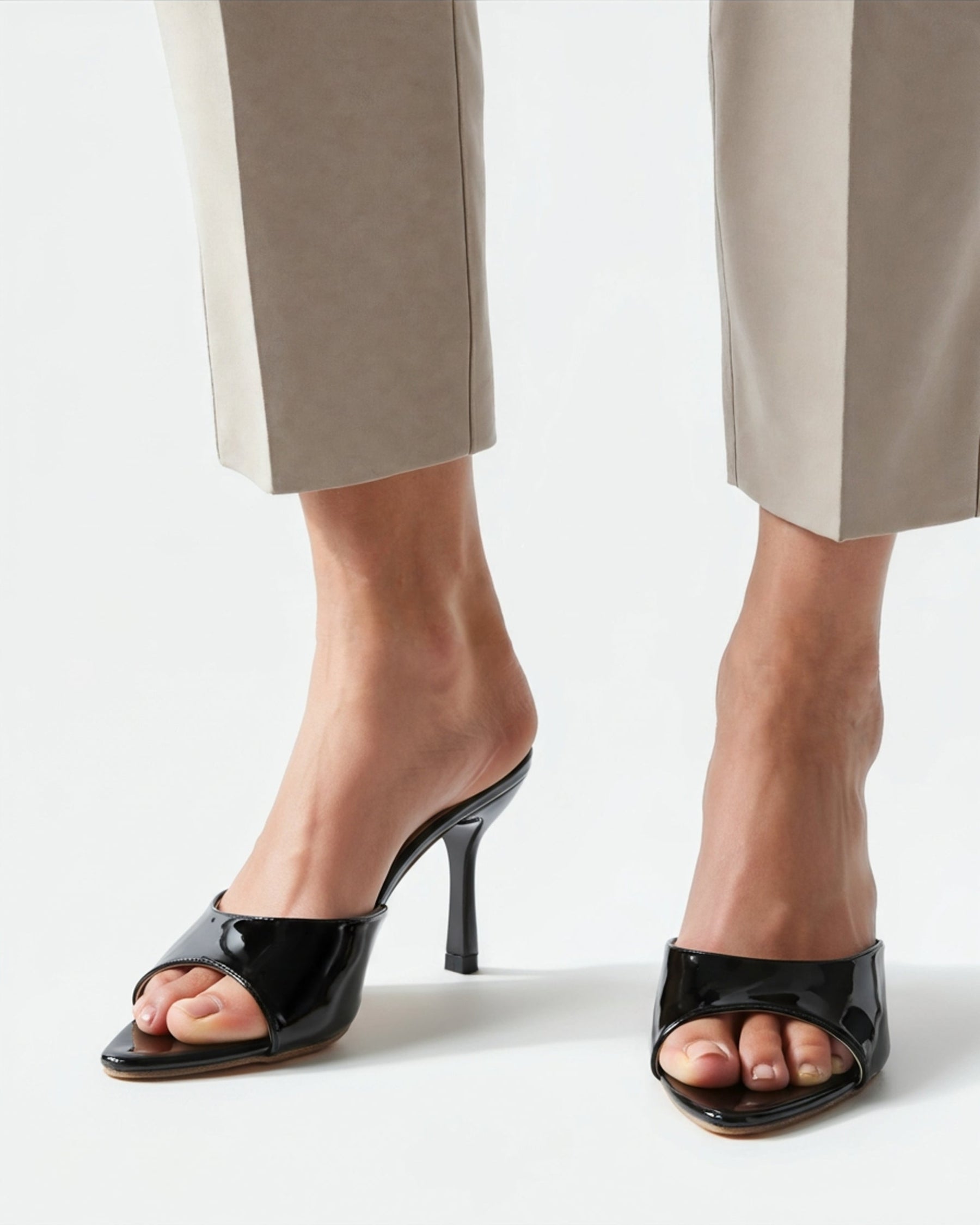 Women's Patent Pointed Toe Mule Heels