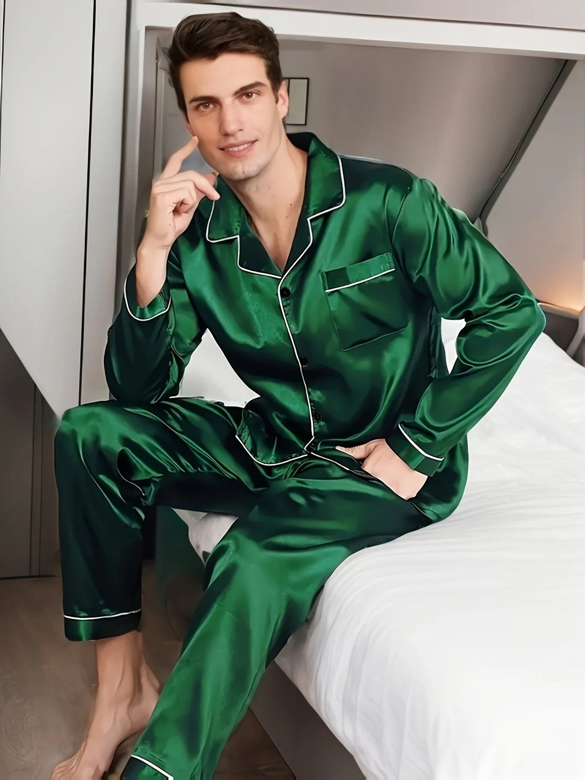 Ensemble de pyjama pour homme en satin avec chemise à manches longues