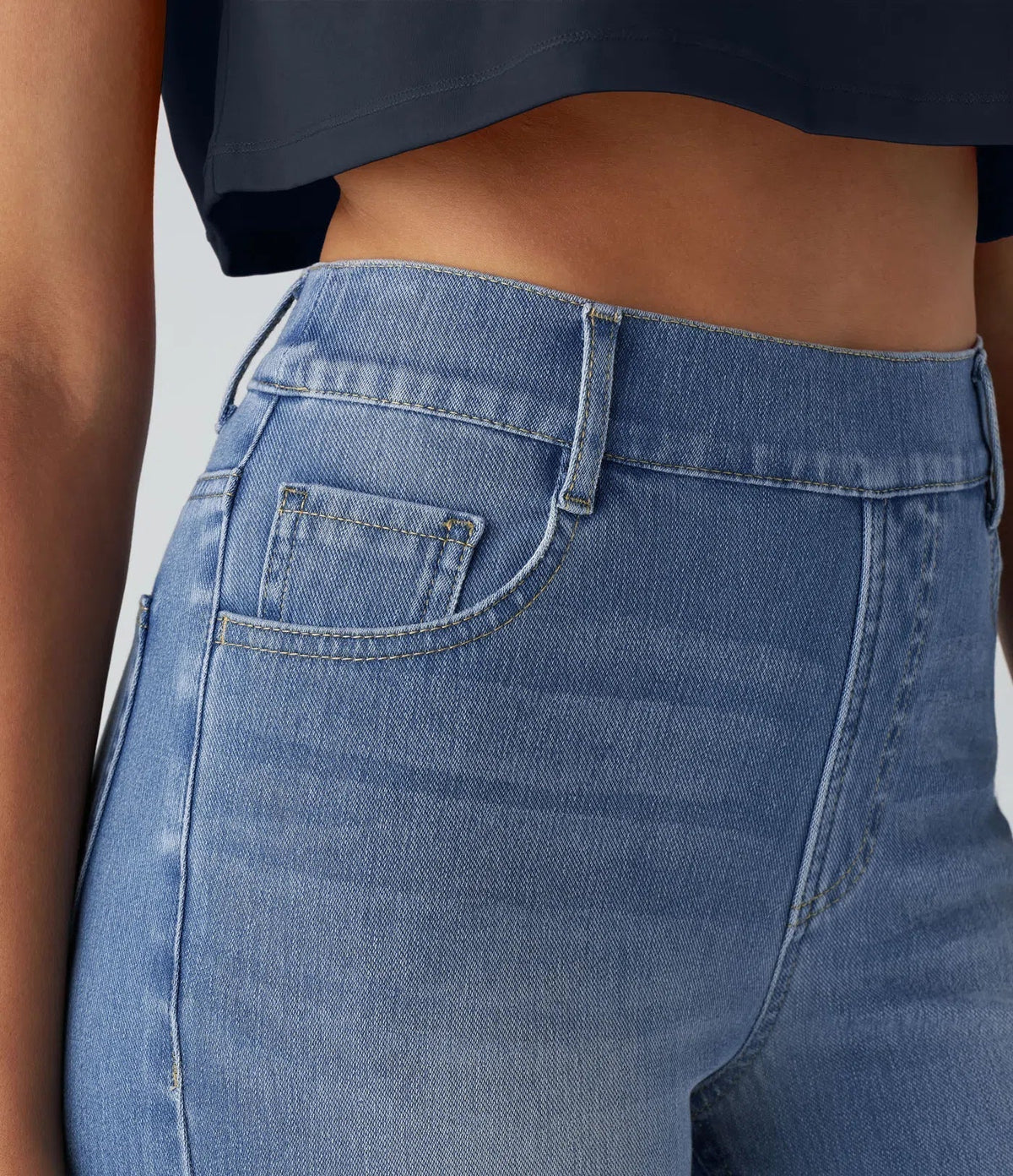 Jean droit avec ceinture élastique à enfiler