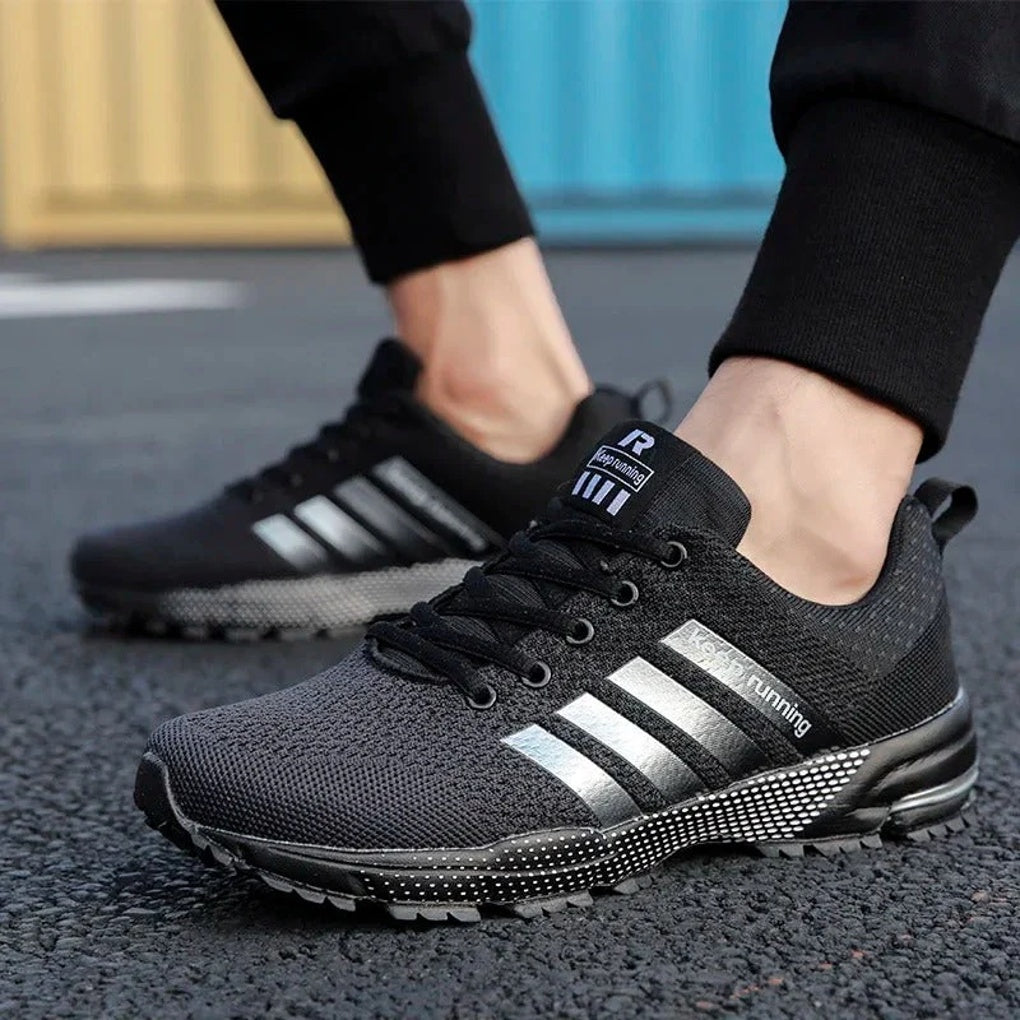 Men's Mesh Running Trainers with Reflective Stripes