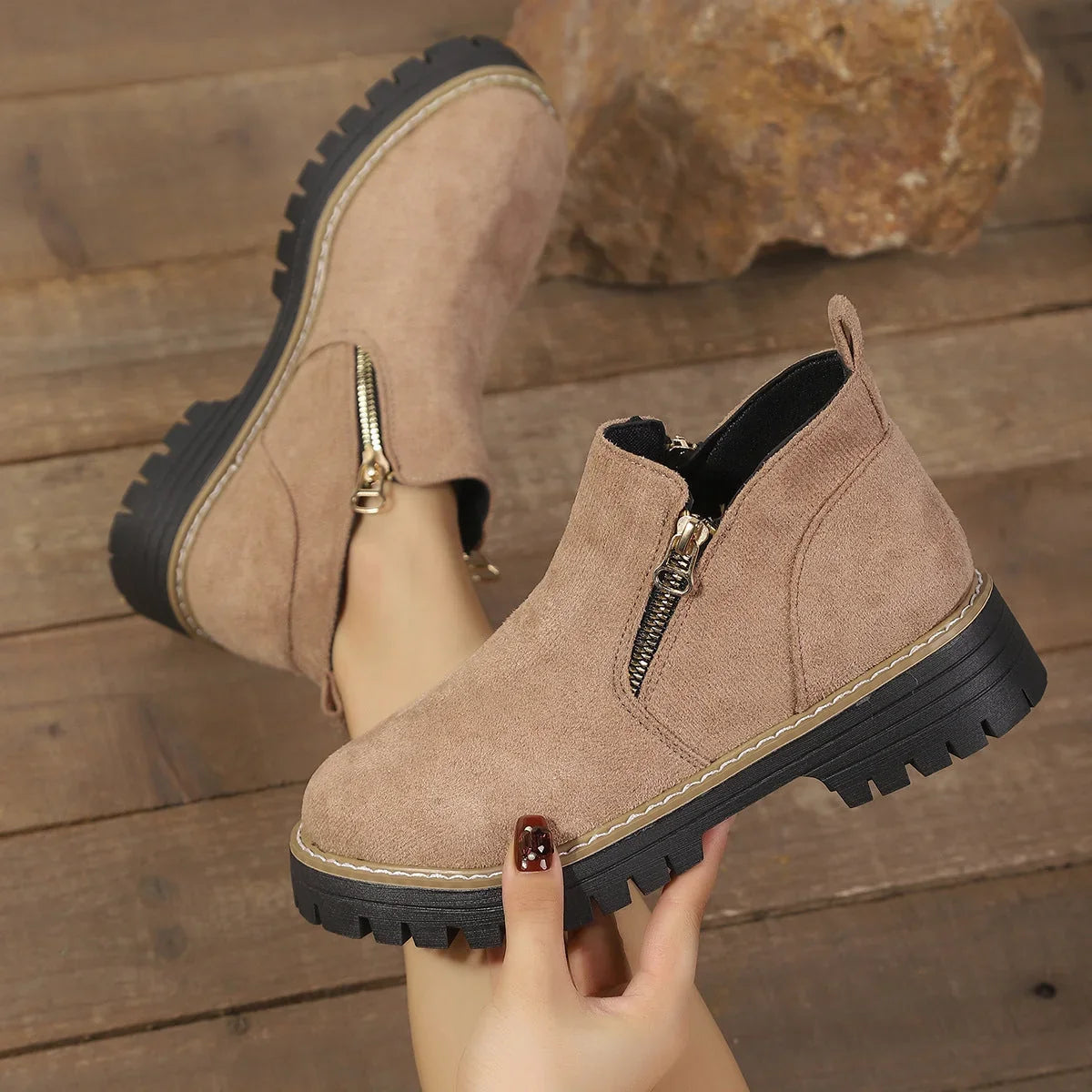 Bottines à fermeture éclair et semelle épaisse pour femme