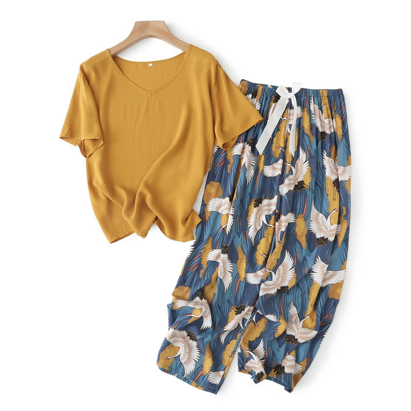 Women's Floral Print Pyjama Set | Soft V-Neck Sleepwear