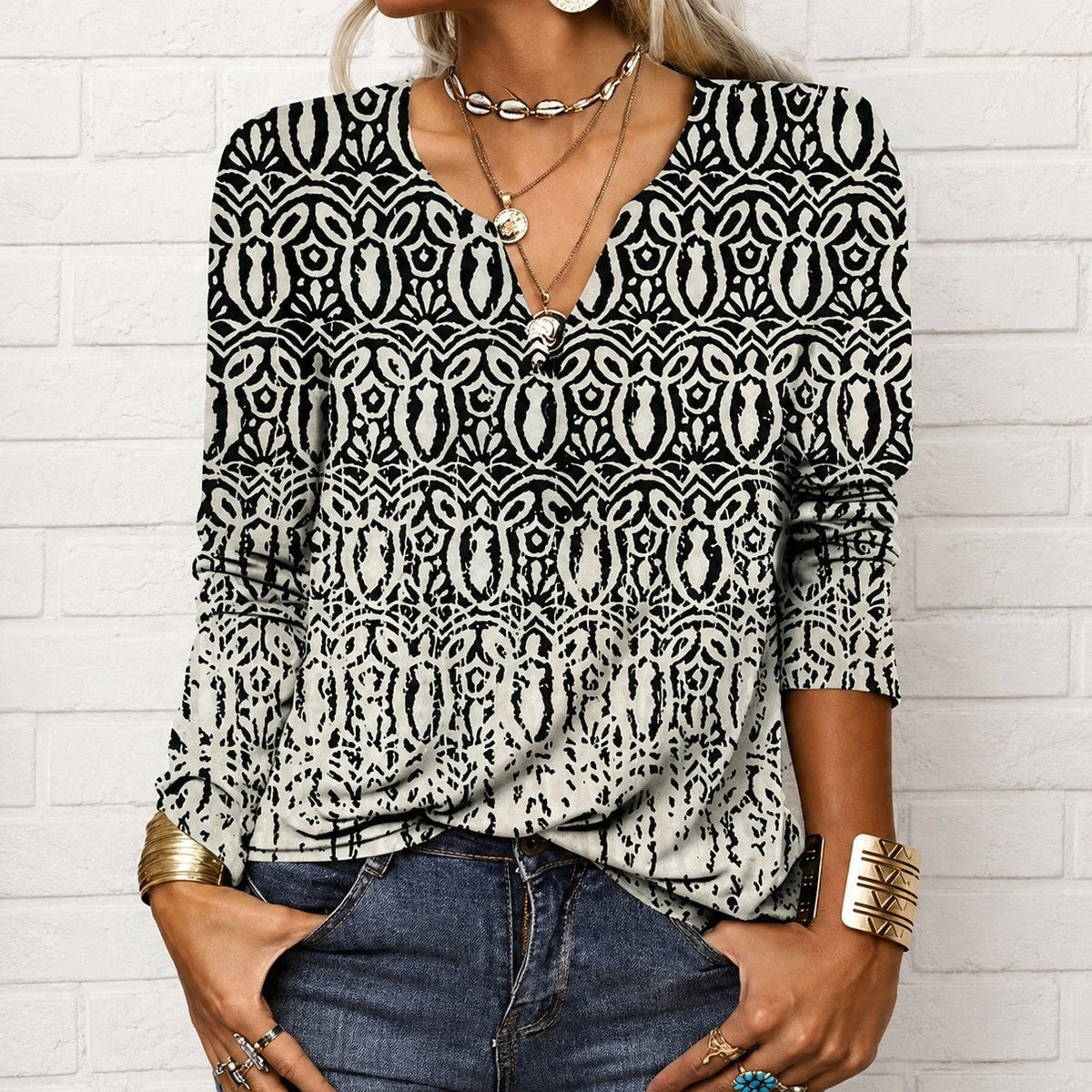Women’s Printed V-Neck Long Sleeve Top