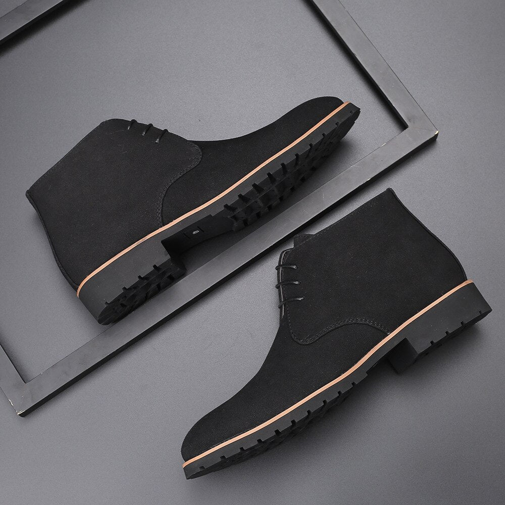 Men's Suede Lace-Up Desert Boots