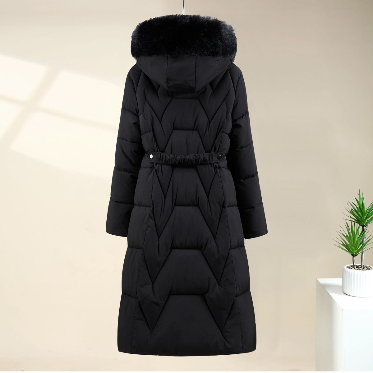 Doudoune longue à capuche pour femme avec bordure en fausse fourrure