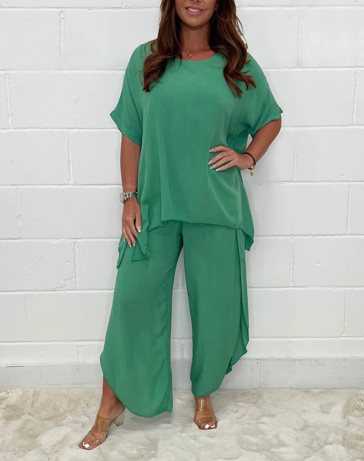 Ensemble deux pièces pour femme en mélange de lin, avec top et pantalon large