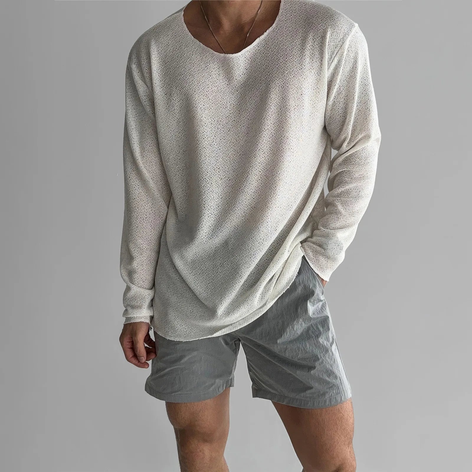 Lightweight Knit Pullover with Relaxed Fit and Round Neck