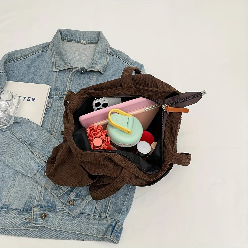 Tote Bag in Corduroy with Side Pocket for Everyday Use