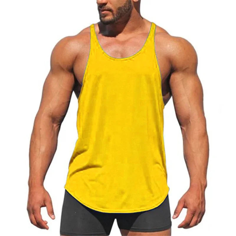 Débardeur de sport stringer pour homme avec emmanchures très échancrées
