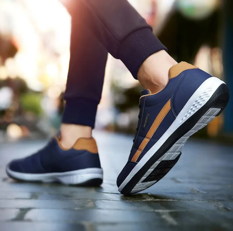 Men’s Lace-Up Casual Walking Trainers