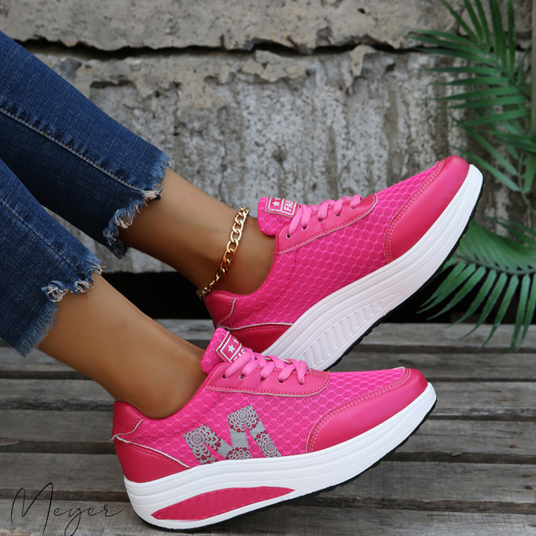 Women's Cushioned Walking Trainers