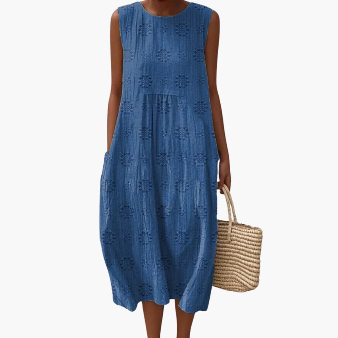 Sleeveless Textured Maxi Dress with Side Pockets
