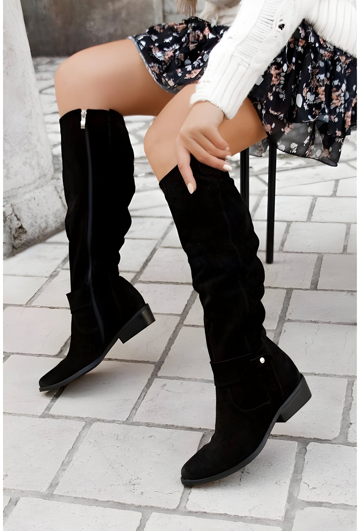 Women's Knee-High Leather Boots | Classic Slouch Design