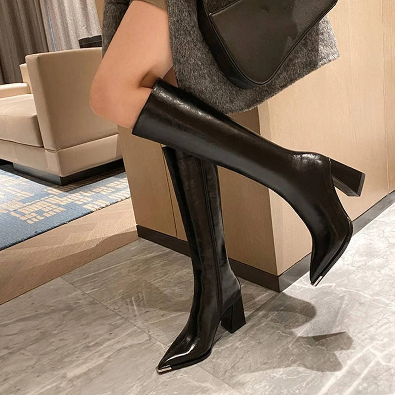Bottes pour femme à talon bloc, montantes jusqu’au genou et à bout pointu