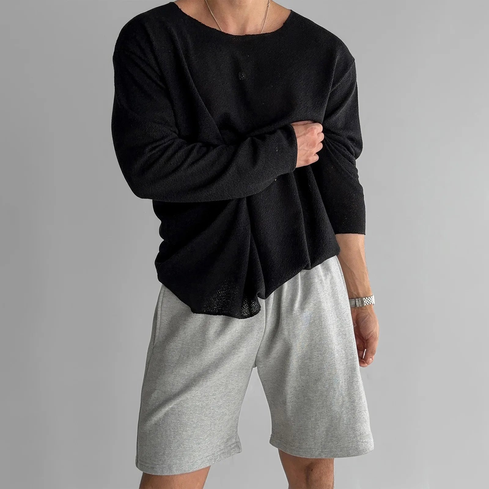 Lightweight Knit Pullover with Relaxed Fit and Round Neck