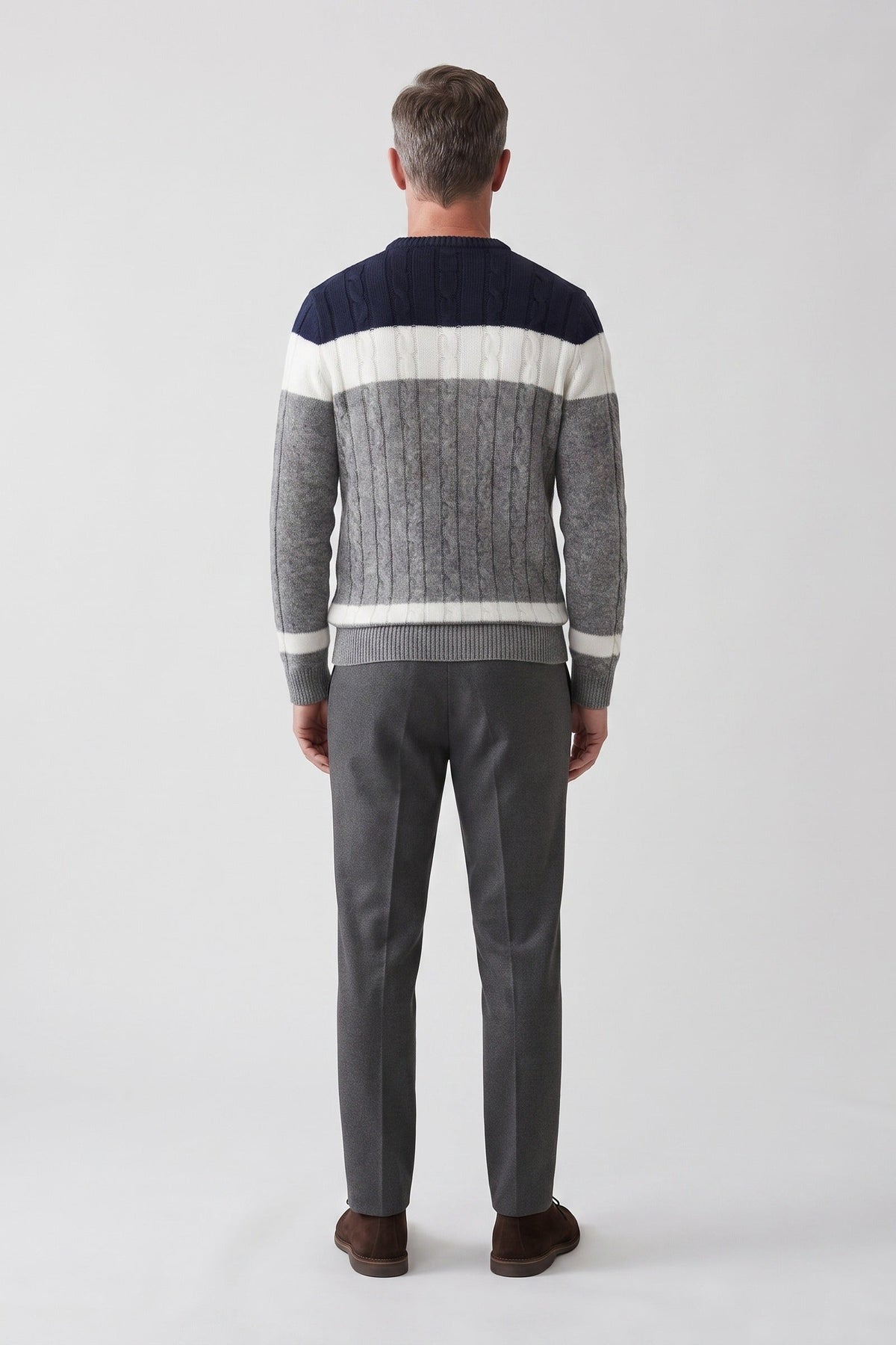 Pull en maille torsadée pour homme | Col rond à empiècements color-block