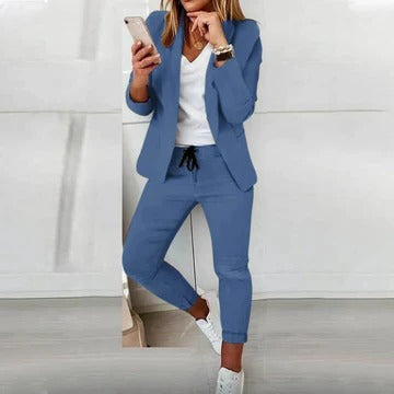 Ensemble blazer ajusté et pantalon pour femme