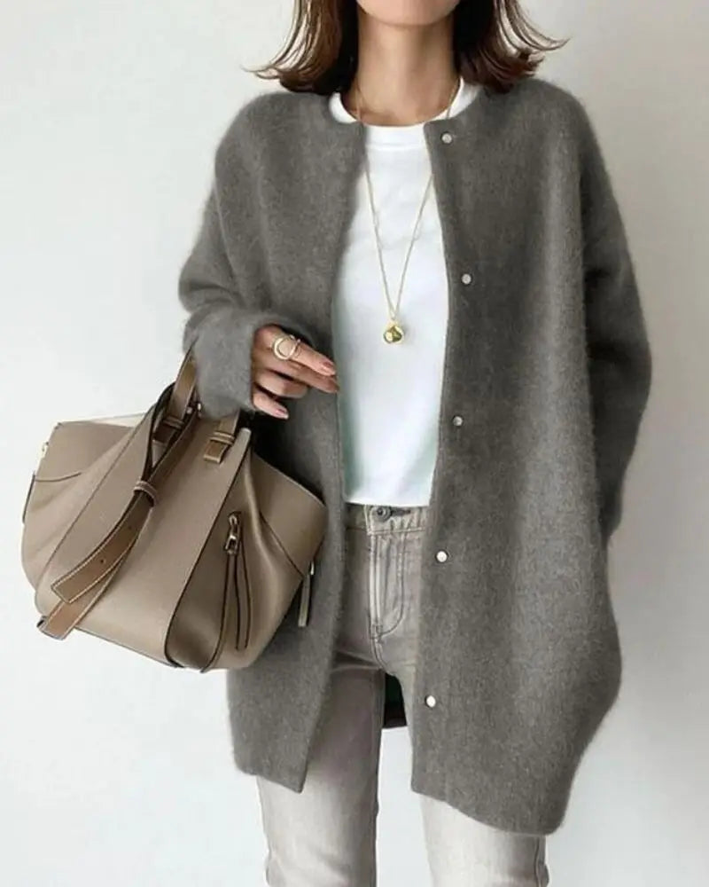Cardigan long boutonné en maille douce pour femme