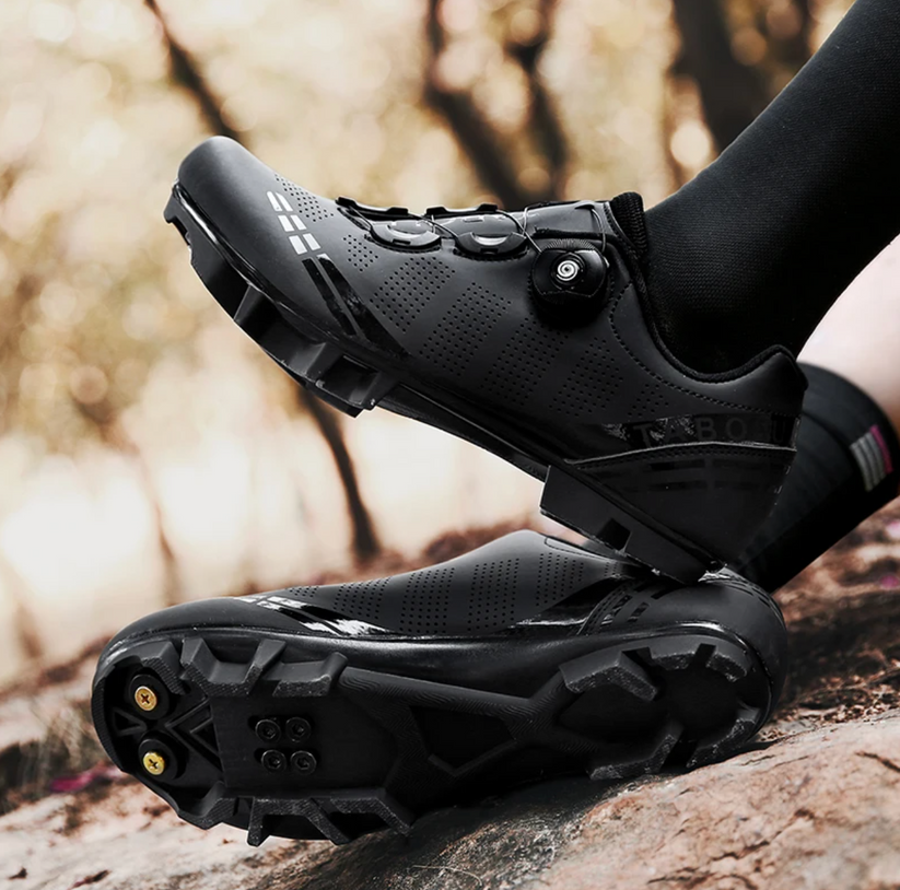 Cycling Shoes with Boa Dial Closure