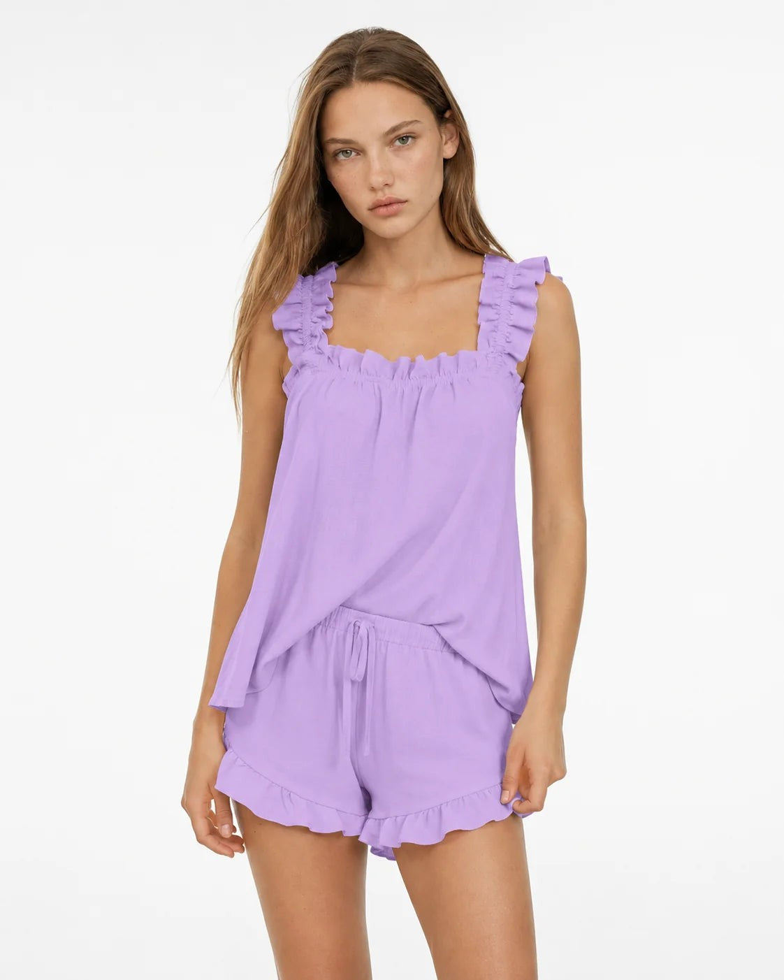 Ensemble de pyjama pour femme à bretelles et short volantés