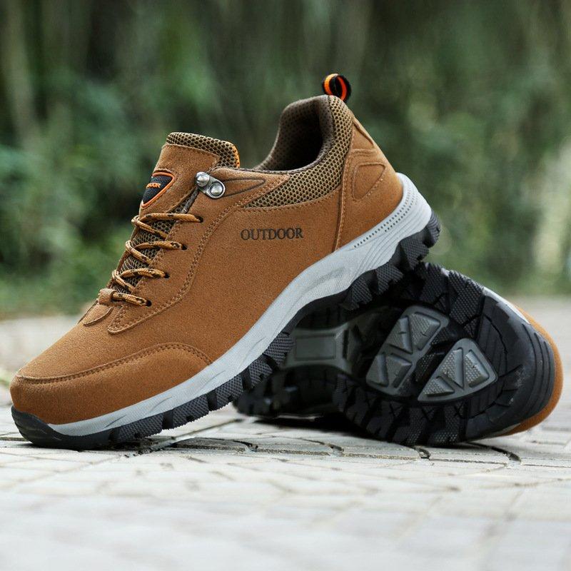 Men’s Low-Top Walking & Hiking Shoes