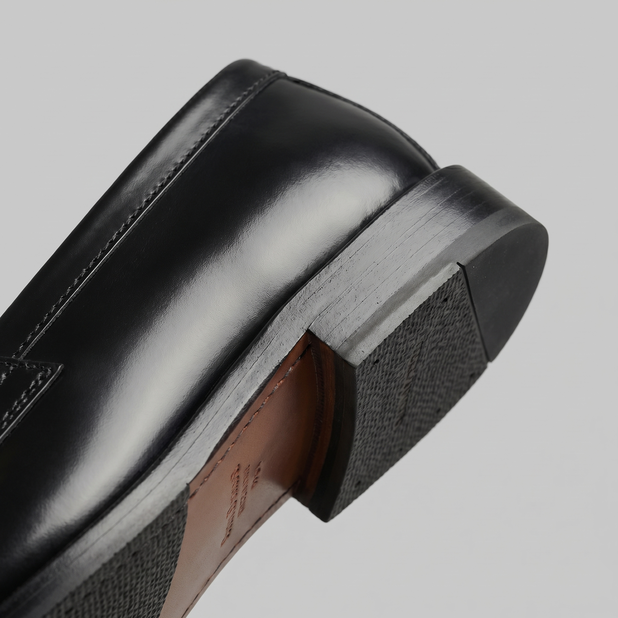 Men's Classic Penny Loafers with Polished Finish