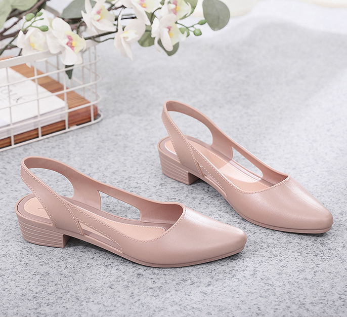 Slingback Pumps with Block Heel and Pointed Toe
